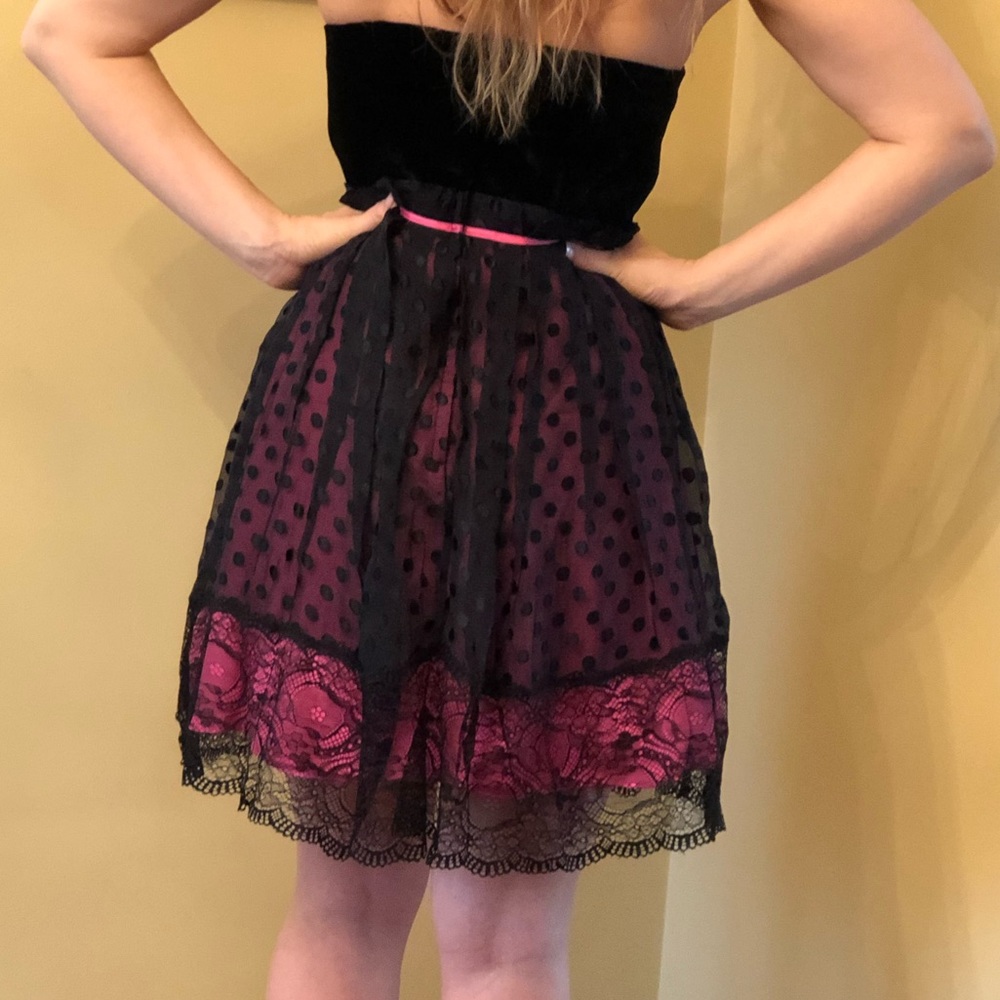 Betsey Johnson black/fuchsia dress - Picture 2 of 3